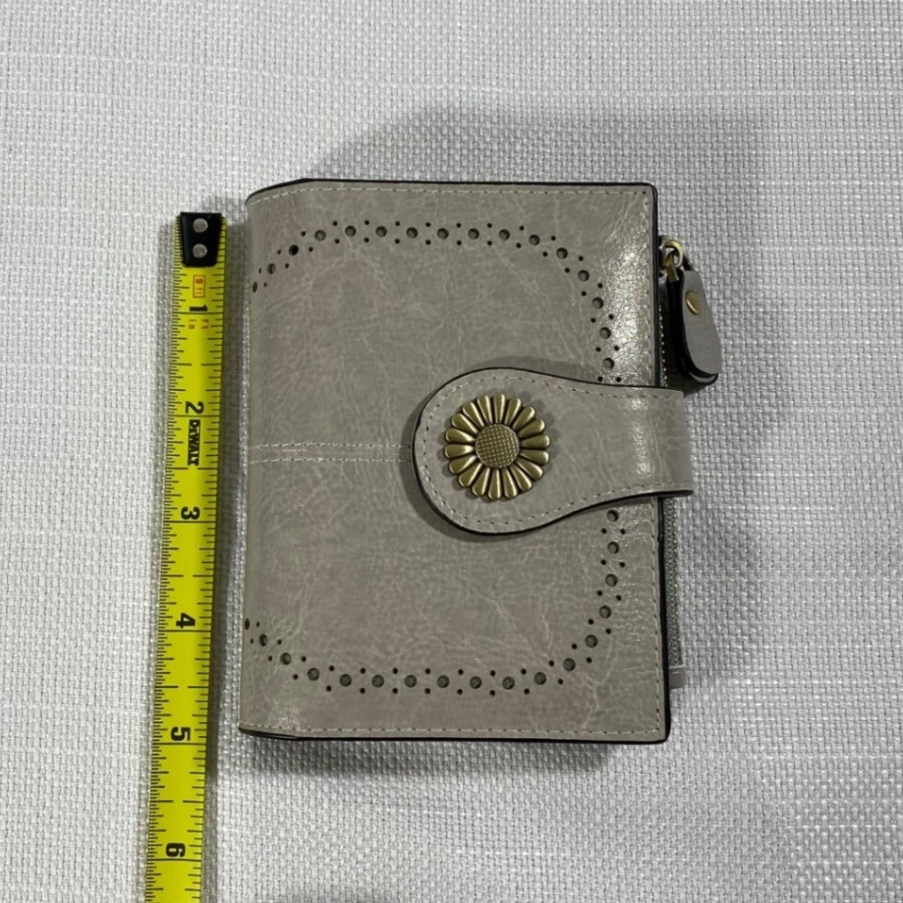 Sendefn Grey Faux Leather Bifold Wallet Sunflower Snap Laser Cut Perforated - Picture 7 of 8